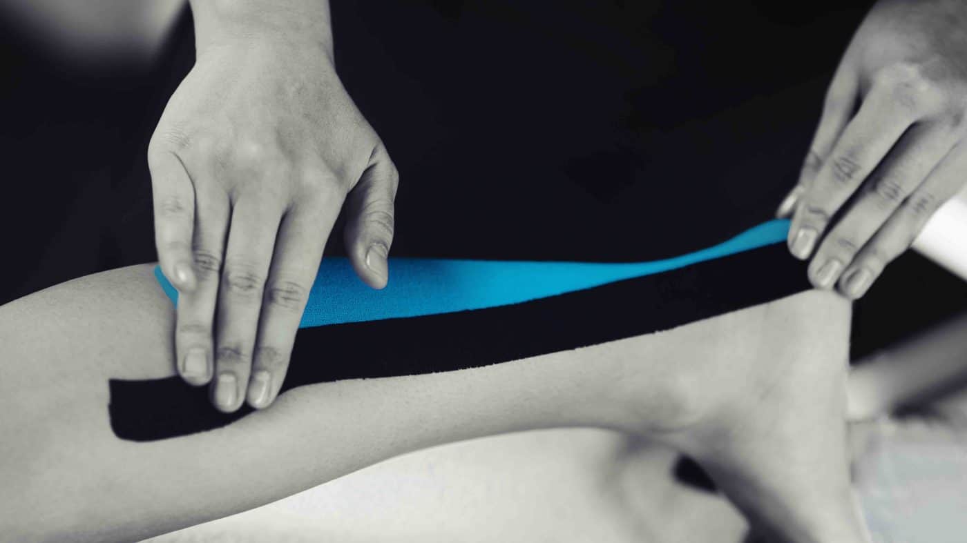Kinesiology taping for knee pain - Instructions & How-To
